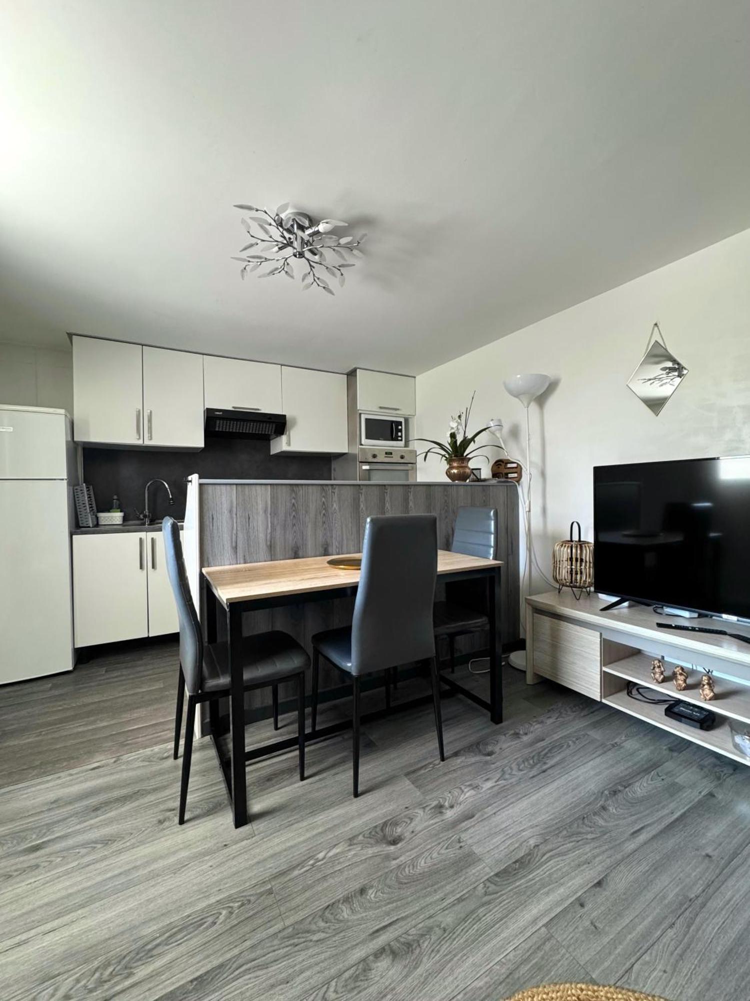 Appartement Detox Au Pied Du Semnoz Seynod Exterior foto