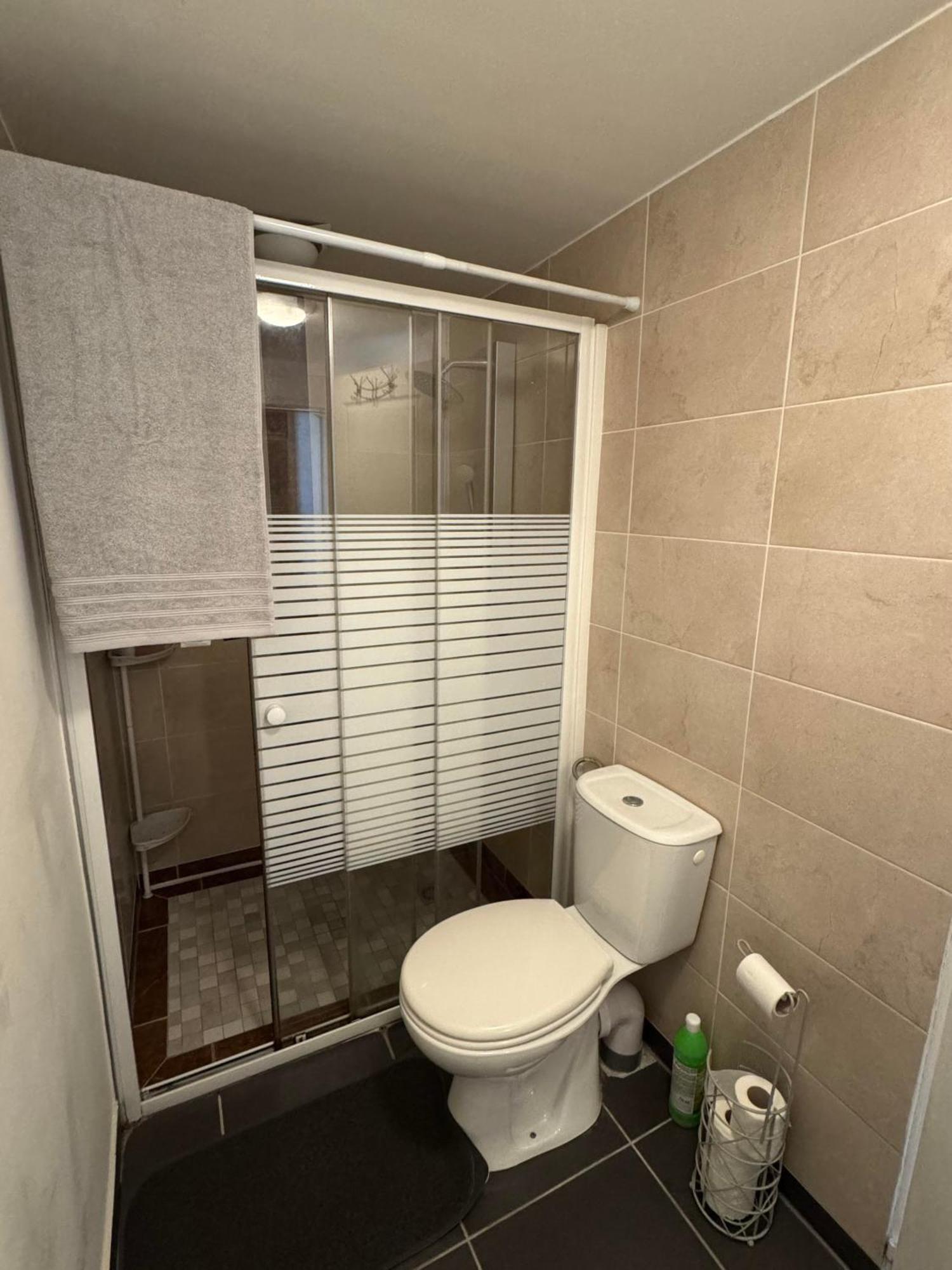Appartement Detox Au Pied Du Semnoz Seynod Exterior foto